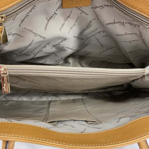 Salvatore Ferragamo Gancini Leather Shoulder Bag, Brown, Women's - Picture 4 of 13